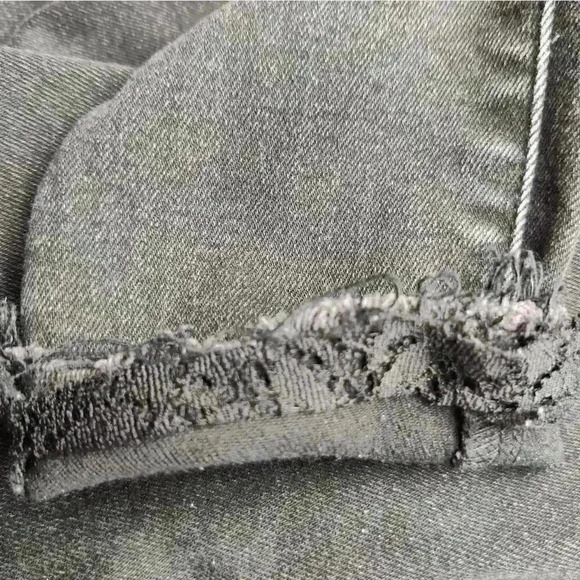 mother The Swooner Dagger Ankle Fray Black Jeans in Baa Baa Black Sheep Size 26 - Picture 12 of 12